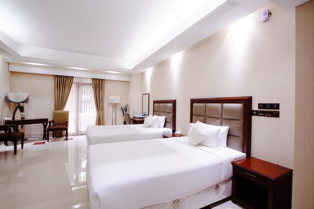 The Royal Paradise Dhaka Exterior photo