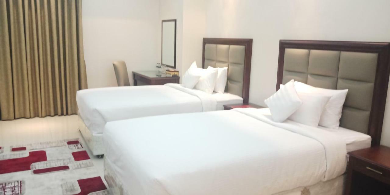 The Royal Paradise Dhaka Exterior photo